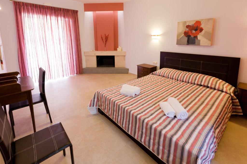 Aenaon Rooms Nauplia Habitación foto